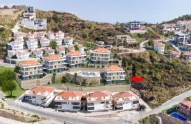 3+2 Tuin duplex met zeezicht te koop in Kargicak, Alanya