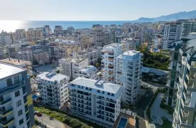 Gemeubileerd 1+1 Appartement te koop 500 m² van het Strand