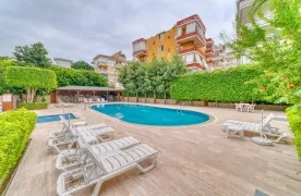 3+1 Appartement te koop in centrum van Alanya, 700 m² van het Strand