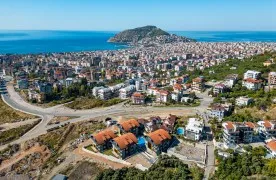 te koop 2+1 Tuin Duplexappartement met zeezicht in Alanya