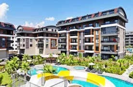 Modern 1+1 Appartement met Pools en voorzieningen in Oba, Alanya