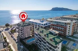 Luxueus 3+1 Appartement met zeezicht in Oba, Alanya