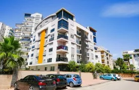 Ruim 3+1 Duplexappartement in Antalya met voorzieningen
