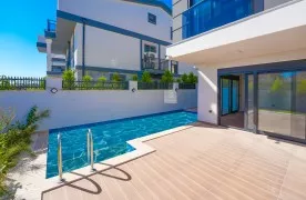 Modern Twin villa met Privé Zwembad en Zee uitzichten in Antalya