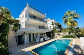 3+1 villa te koop 300 m² van het Strand - Alanya Konakli