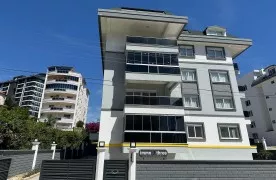 te koop 1+1 Appartement in Alanya Avsallar met voorzieningen