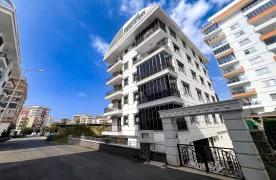 te koop 1+1 Appartement in Mahmutlar, Alanya – 650 m² to Strand