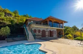 3+2 Vrijstaande villa met Zee uitzichten te koop in Alanya
