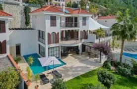 te koop: 5+2 zeezicht villa met Zwembad in Alanya Bektas