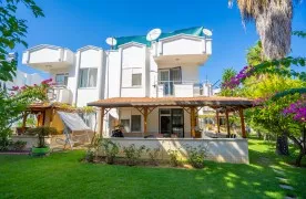 2+1 Twin villa in Türkler, Alanya – Tuin & nabij het Strand