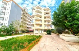 2+1 Appartement te koop in Tosmur Alanya - 100 m² van het Strand