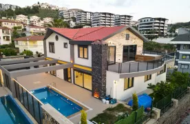 zeezicht villa te koop in Kargicak, Alanya – Ruim & Pri