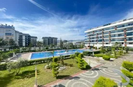 Ruim 3+1 Gemeubileerd Appartement te koop in Alanya Kestel