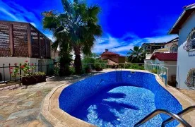 Modern 3+1 Vrijstaande villa te koop in Alanya Avsallar
