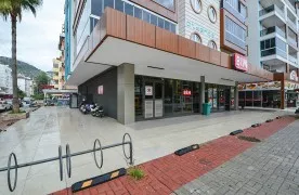 Commercial Vastgoed te koop – Tenant: BİM Market, Alanya