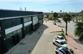 800 m² Commercial Vastgoed Voor Rent in Altınova Kepez