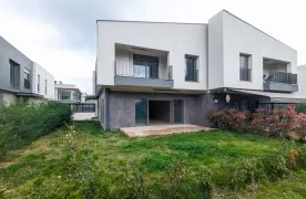 5+1 villa te koop in Antalya Döşemealtı met Tuin