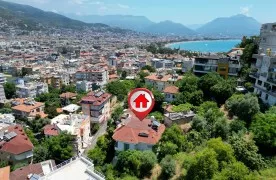 Triplex Vrijstaande villa Voor Long Term Rent in Alanya Castle