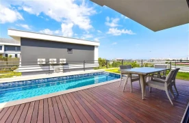 te koop 4+1 triplex villa met Full zeezicht in Kargicak