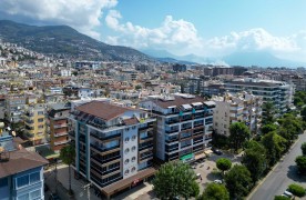 Gemeubileerd 2+1 Appartement te koop nabij Cleopatra-strand Alanya