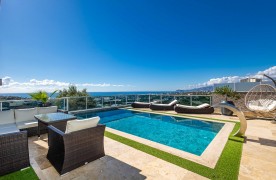 Modern 3+1 villa te koop in Alanya Kargıcak met zeezicht