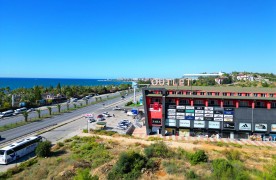 Winkelruimte te koop in Türkler nabij Hotels en Main Road
