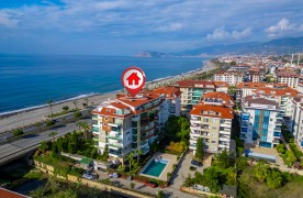 Beachfront 2+1 Tuin Duplex te koop in Alanya Kestel