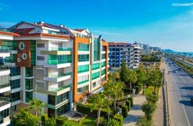 Beachfront Tuin Duplex te koop in Alanya Kestel